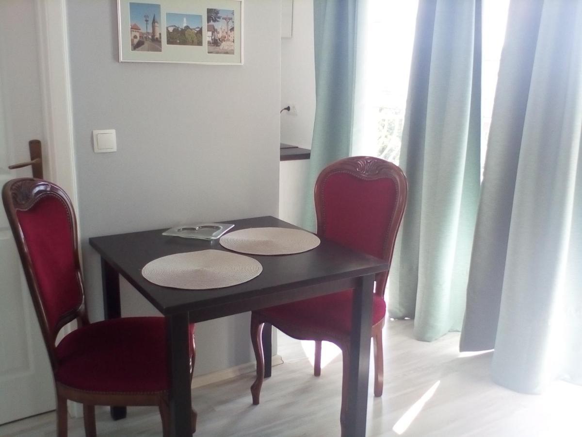 Ana Rooms Krk Town Esterno foto