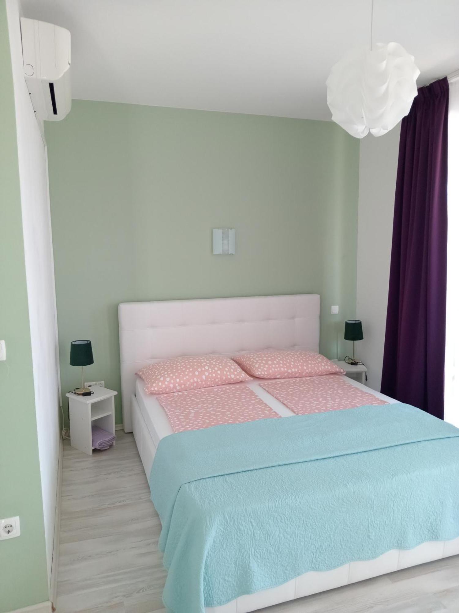 Ana Rooms Krk Town Esterno foto